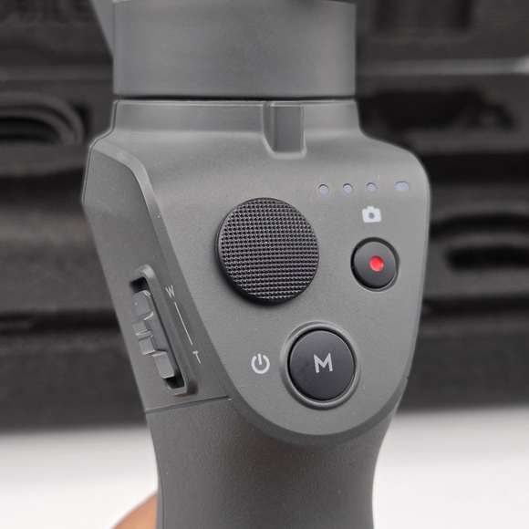 DJI Osmo Mobile 2 3-Axis Handheld Gimbal Stabilizer - Picture 10 of 17